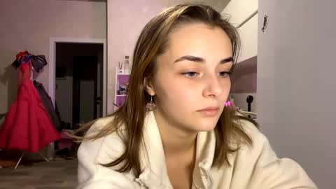 Issa online show from 12.04.25