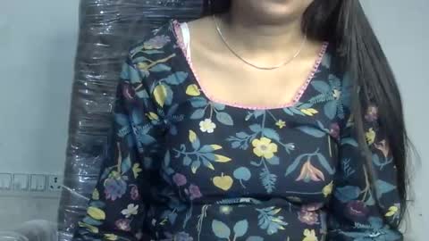 Snapshot of ishika_ishu chatting on 11.01.25 ishika_ishu online show from 11.01.25