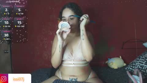 Isis Blade online show from 10.17.25