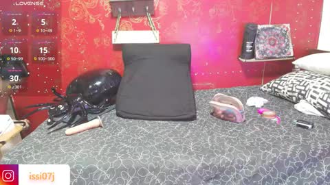 Isis Blade online show from 10.19.25