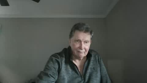 island625103 online show from 03.17.26