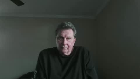 island625103 online show from 04.19.26