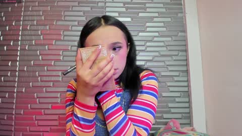 Snapshot of issa_garcia chatting on 12.29.24 I S S A B E L A Igissaa ax Xlittleissa online show from 12.29.24