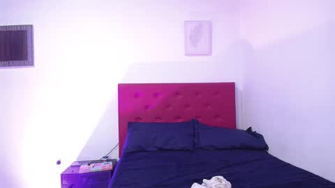 Snapshot of issa_kitty chatting on 12.26.24 issa_kitty online show from 12.26.24