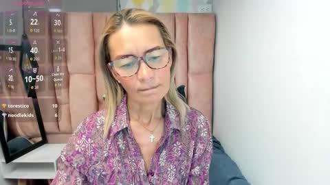 ISSA MILF online show from 02.10.26