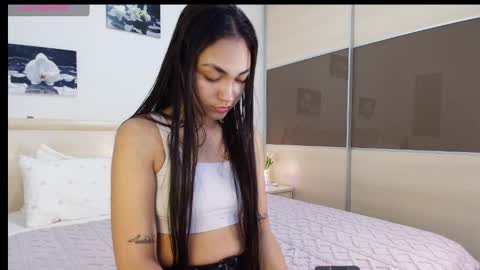 issa ruiz07 online show from 12.27.24