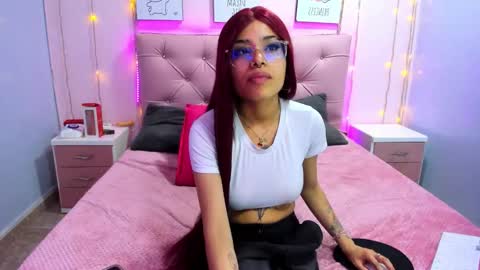 Snapshot of issaa_tyler chatting on 12.02.25 Issa online show from 12.02.25