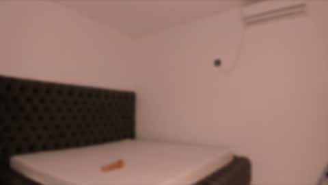 Issy online show from 02.25.26