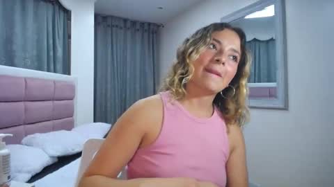 issadorajames online show from 12.26.24