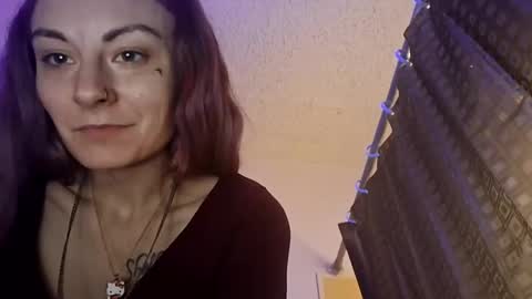 Snapshot of issyamazin667 chatting on 02.19.26 Girlnextdoor online show from 02.19.26