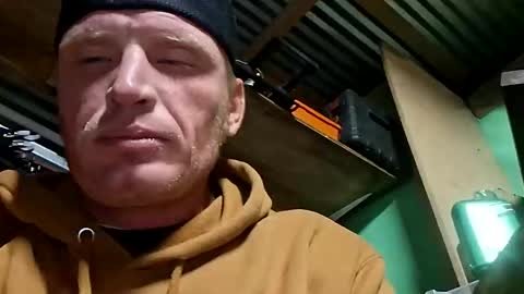 Snapshot of istillridemybmxbike chatting on 11.15.25 istillridemybmxbike online show from 11.15.25