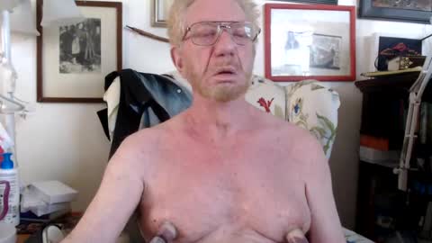 ImYourBitch online show from 08.04.26