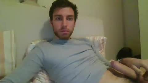 Snapshot of italian_boy_22 chatting on 12.19.24 italian_boy_22 online show from 12.19.24