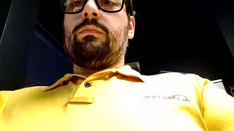 Snapshot of italianbigboy93 chatting on 10.05.25 italianbigboy93 online show from 10.05.25