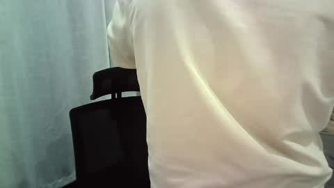 Snapshot of italianboybcn chatting on 10.29.25 italianboybcn online show from 10.29.25