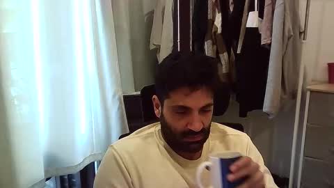 italianboybcn online show from 11.15.25