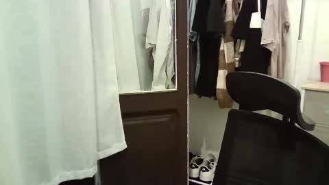 italianboybcn online show from 11.15.25