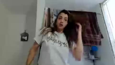 Snapshot of italianqueenn69 chatting on 08.03.26 italianqueenn69 online show from 08.03.26