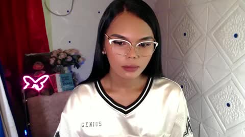 Snapshot of itgirl_cathy chatting on 01.29.25 CathCathy online show from 01.29.25