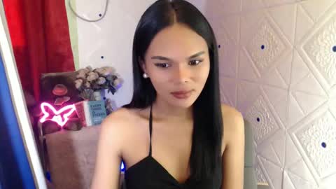 Snapshot of itgirl_cathy chatting on 01.29.25 CathCathy online show from 01.29.25