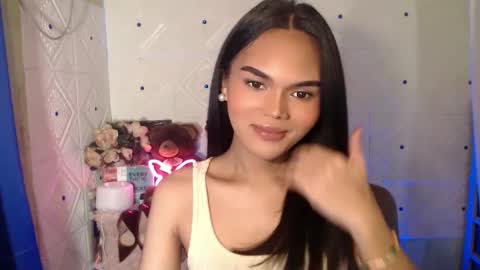Snapshot of itgirl_cathy chatting on 02.24.25 CathCathy online show from 02.24.25