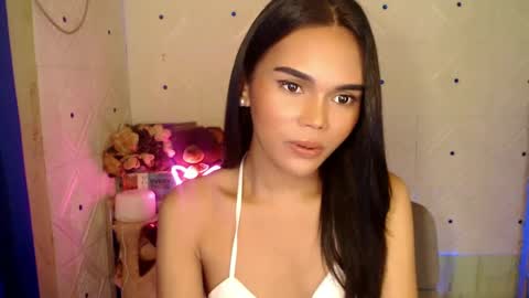Snapshot of itgirl_cathy chatting on 02.28.25 CathCathy online show from 02.28.25