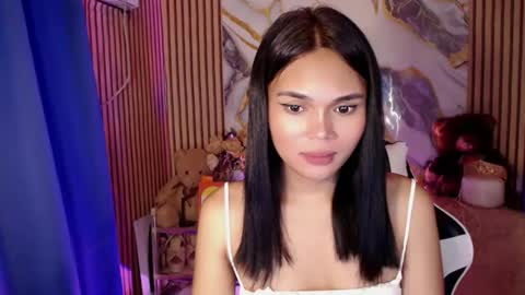 Snapshot of itgirl_cathy chatting on 09.29.25 CathCathy online show from 09.29.25
