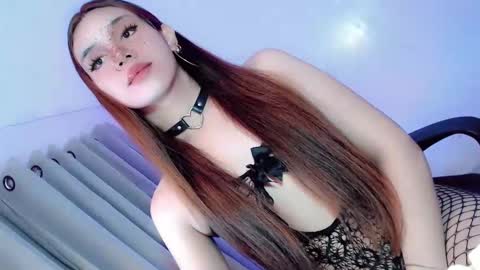 EZZIE online show from 10.12.25