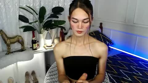 MISS IVANA online show from 03.04.25