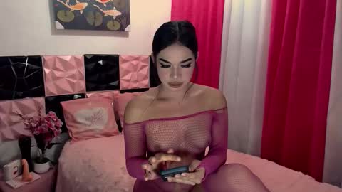 Anna online show from 10.20.25