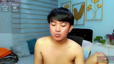 Snapshot of itsme_berniexx chatting on 12.21.24 ask me online show from 12.21.24