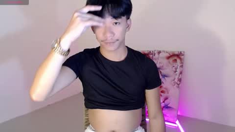 itsme_cxhennn online show from 10.13.25