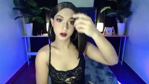 Snapshot of itsmesofiaa69 chatting on 09.19.25 Sofia online show from 09.19.25