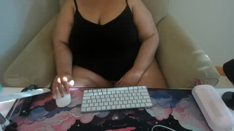 EBONYBBW online show from 06.16.26