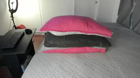 Moon online show from 07.03.26