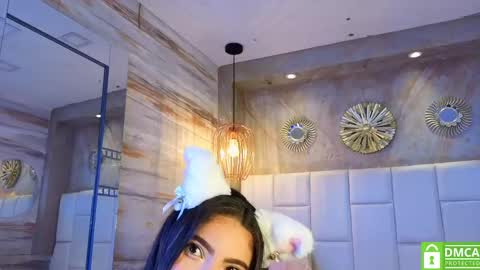 Naomy online show from 11.24.25