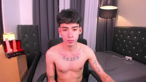 Snapshot of itsyour_edzel chatting on 04.01.26 itsyour_edzel online show from 04.01.26