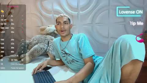 itszairen online show from 04.12.26