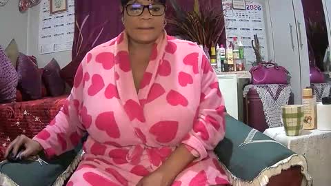 itumeleng74 online show from 05.12.26