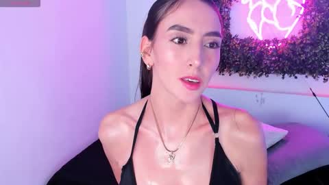 Itzel  online show from 02.07.26