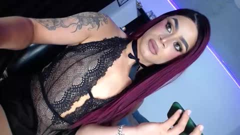 Snapshot of ivan_standford chatting on 01.08.26 y online show from 01.08.26