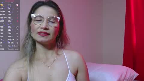 Snapshot of ivanna__deer chatting on 09.29.25 ivanna__deer online show from 09.29.25
