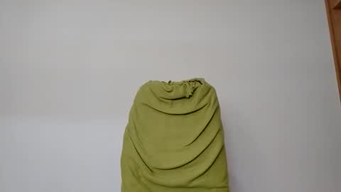 Tu papi rico  online show from 04.24.26