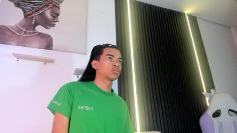 Ivon online show from 11.28.25