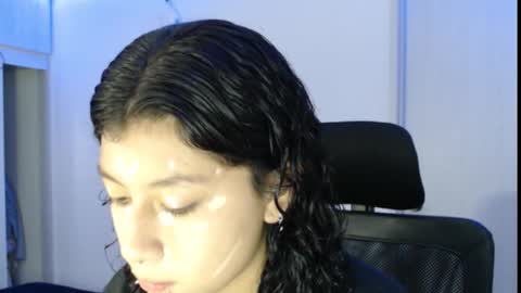 Snapshot of ivonny111 chatting on 10.21.25 ivonny111 online show from 10.21.25