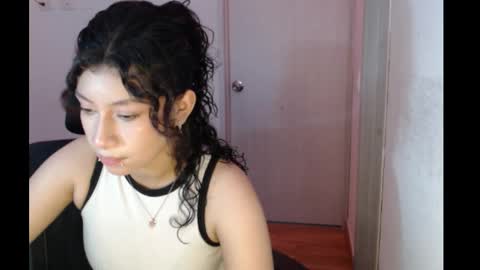 Snapshot of ivonny111 chatting on 11.12.25 ivonny111 online show from 11.12.25