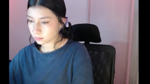 Snapshot of ivonny111 chatting on 11.13.25 ivonny111 online show from 11.13.25