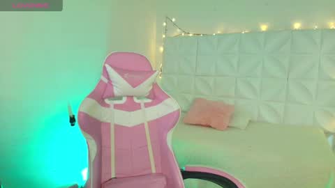 Ivonny online show from 04.09.26