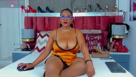 IVONSANCHEZ online show from 01.09.26