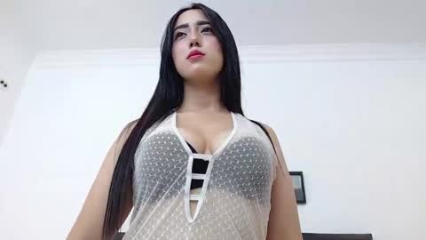 ivorynoir online show from 04.13.26